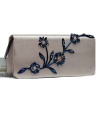 Clutch mit Kette und  Patte mit floralem Strass-Muster